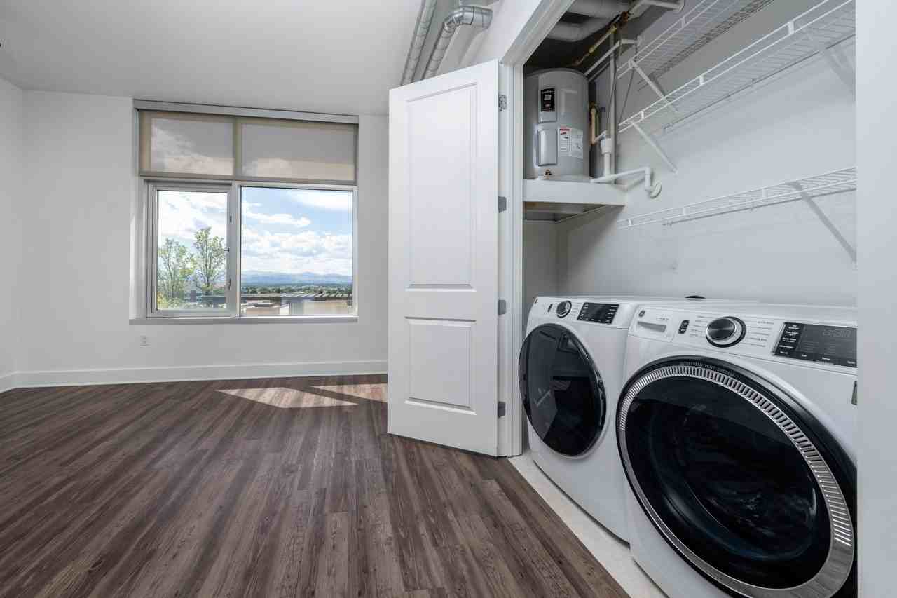 Acoma - Photo 6 of 50