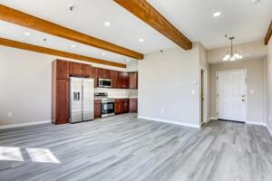 featured image of 402 River St #202