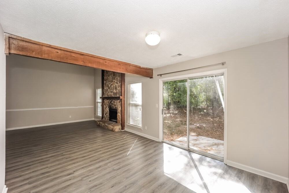 255 Springtree Ct - Photo 6 of 16