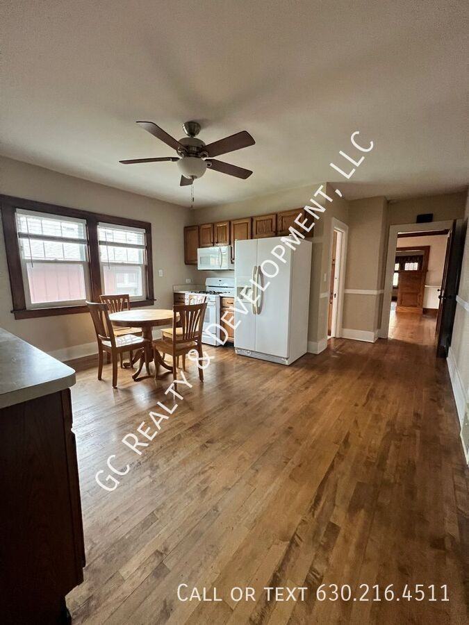 337 S Maple St #2UNIT2 - Photo 3 of 20