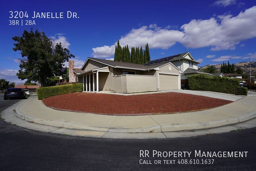 3204 Janelle Dr - Photo 2 of 25