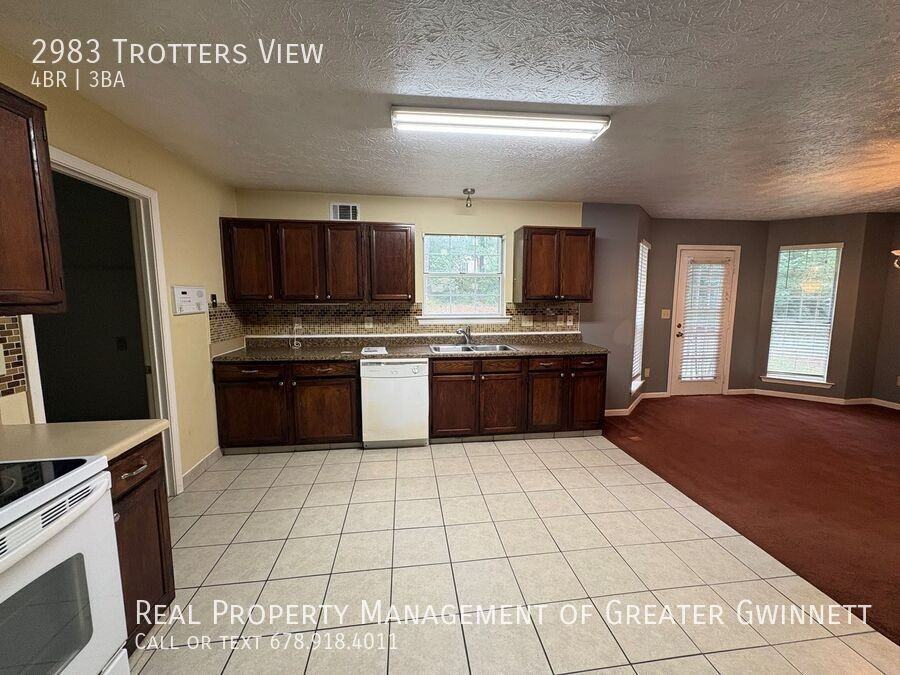 2983 Trotters View Way - Photo 3 of 10