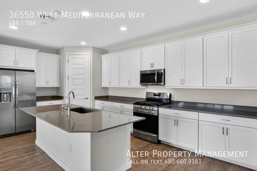 36550 West Mediterranean Way - Photo 3 of 16