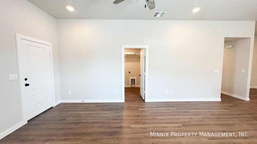 2156 Kokomo Ave - Photo 6 of 25