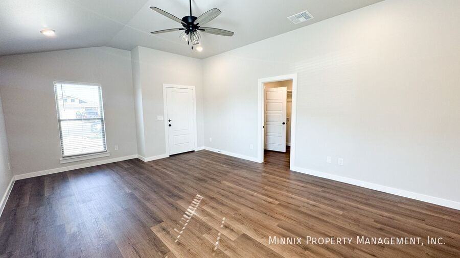 2156 Kokomo Ave - Photo 7 of 25