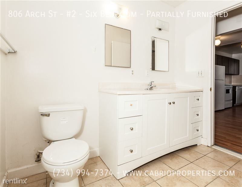 806 Arch St - Photo 5 of 9