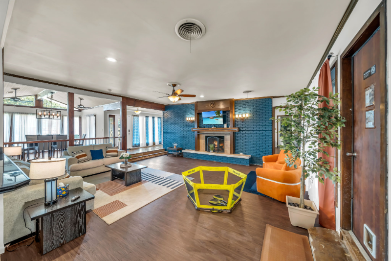 5111 Ashwood Drive #MAIN