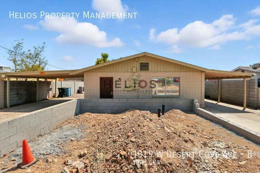 1519 West Desert Cove Avenue #B - Photo 4 of 18