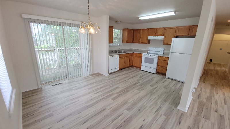 127 Mystic Ave - Photo 4 of 8