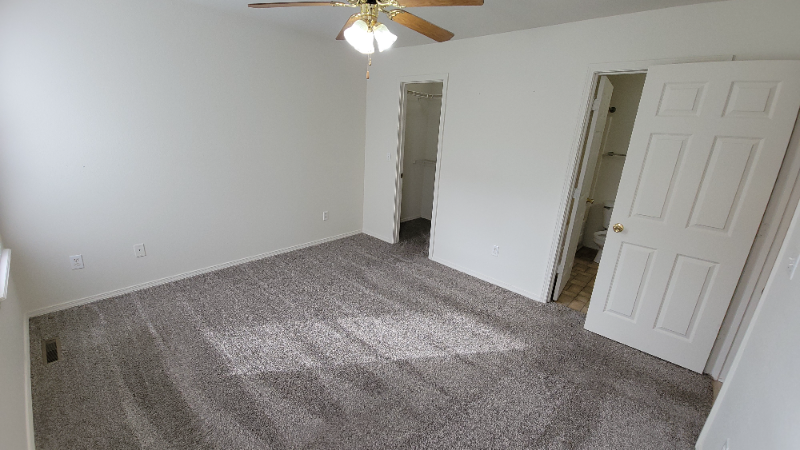 127 Mystic Ave - Photo 5 of 8