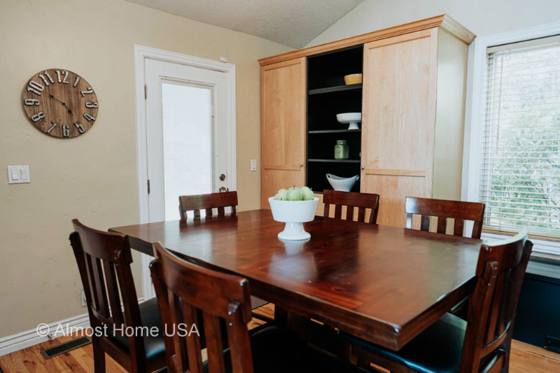 9722 South Buttonwood Circle - Photo 6 of 16