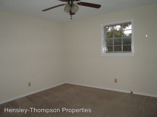 CYPRESS GARDENS - Photo 2 of 6