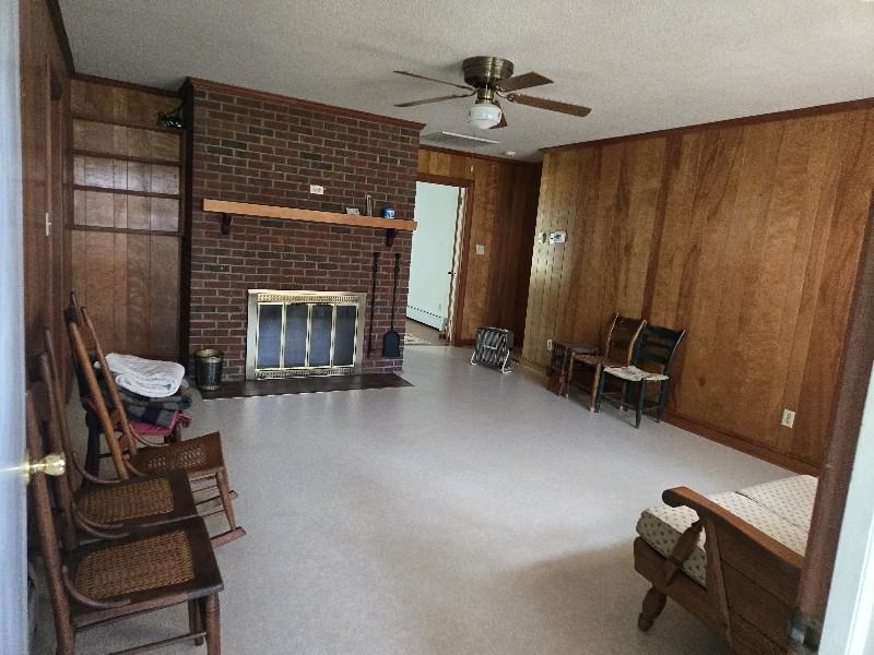 13935 Cool Springs Rd - Photo 2 of 15