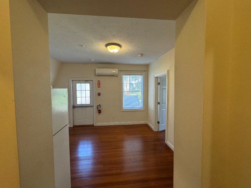 293 Broadway #2R - Photo 5 of 10