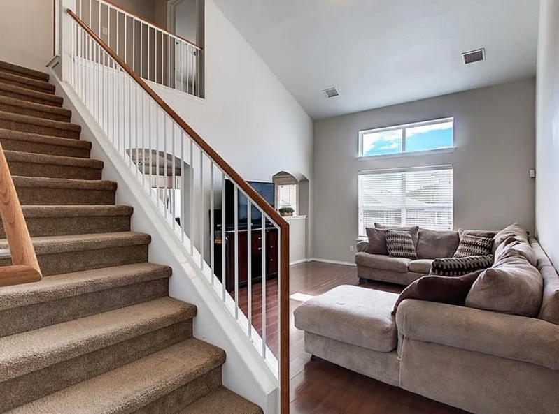 12821 Thomas Jefferson St - Photo 3 of 20