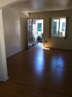 4440 Utah St - Photo 2 of 9