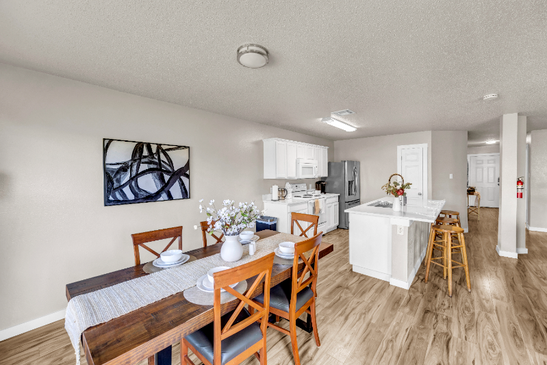 9924 George Washington Dr - Photo 3 of 20