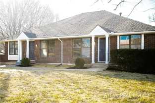 1502 Sw Sunset St - Photo 1 of 1