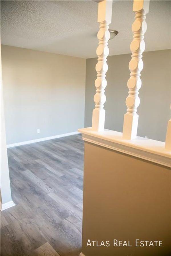 1500 Southwest Sunset Street - Photo 6 of 33