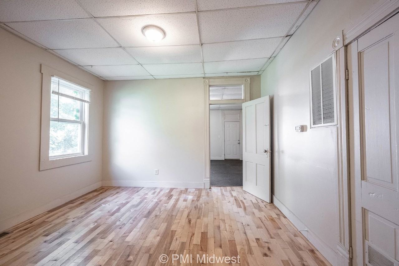 632 South State Street - Photo 6 of 16