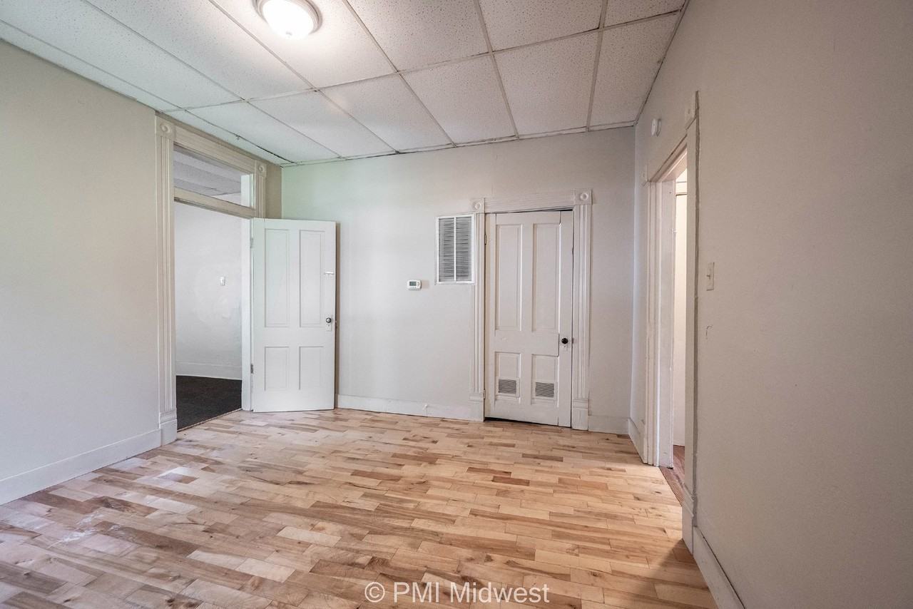 632 South State Street - Photo 7 of 16