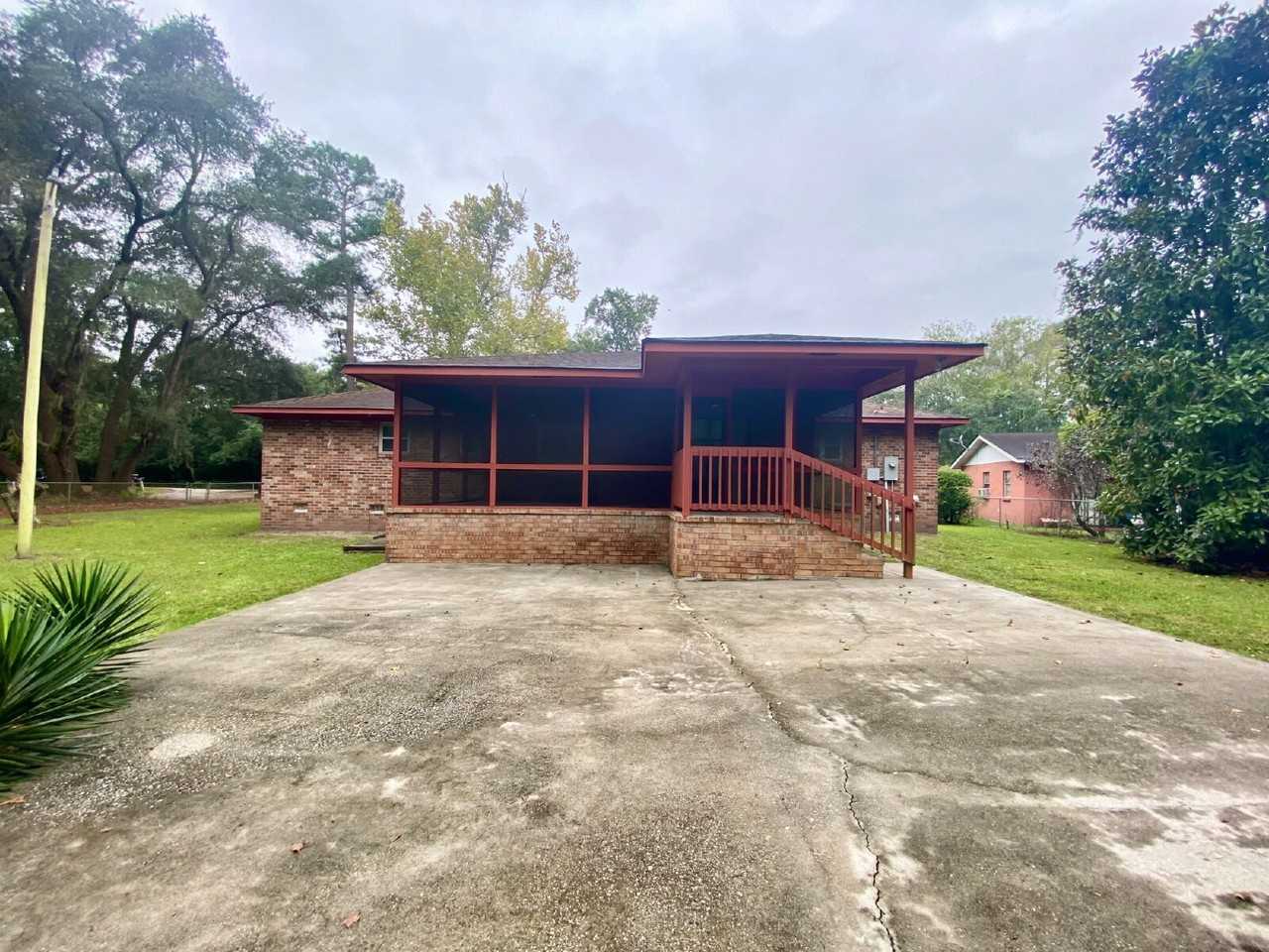 36 Gumtree Rd - Photo 4 of 17