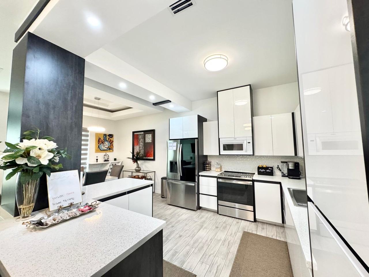 5121 Sequoia Ave #1 - Photo 3 of 18