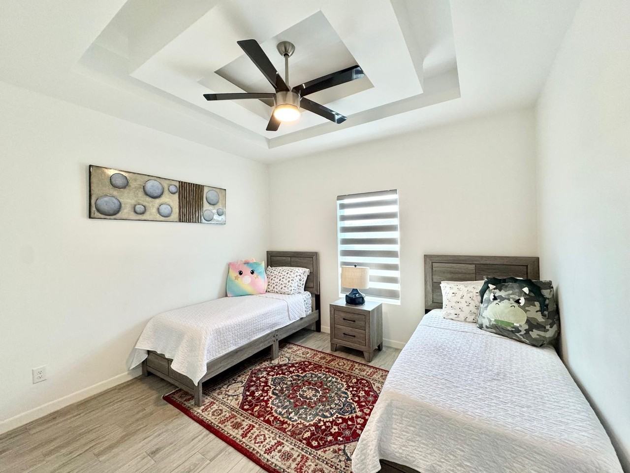 5121 Sequoia Ave #1 - Photo 7 of 18