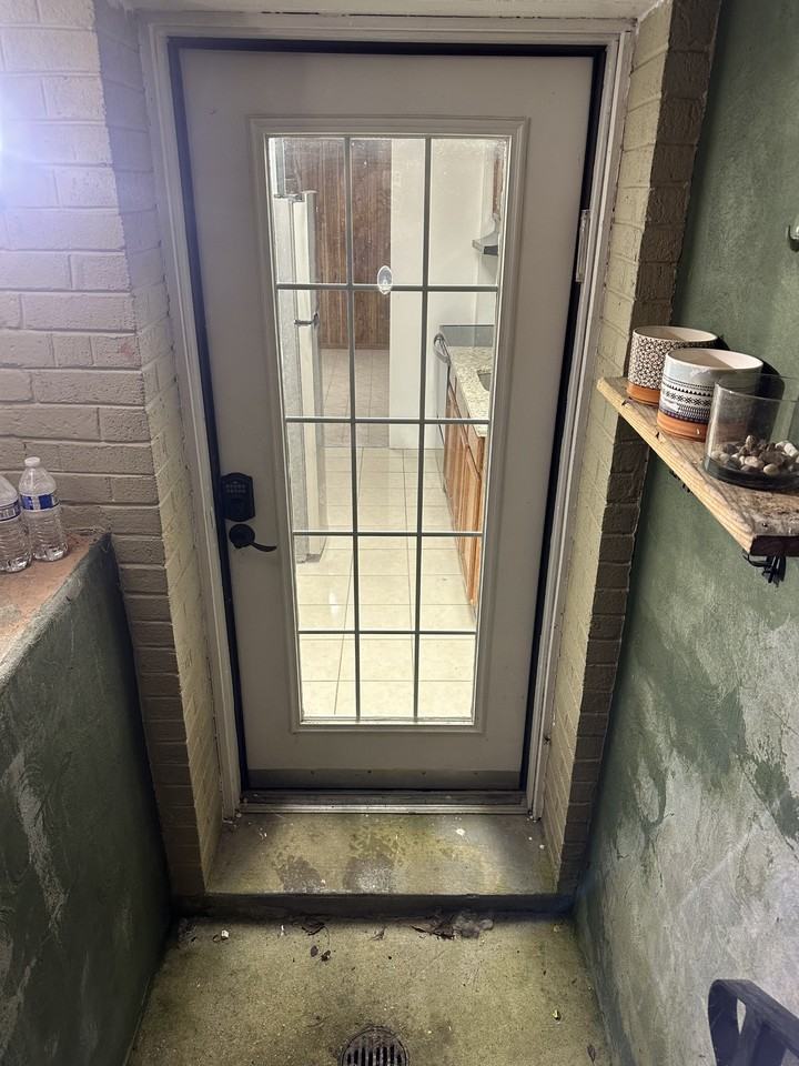 1813 Arcola Ave #3 - Photo 3 of 14