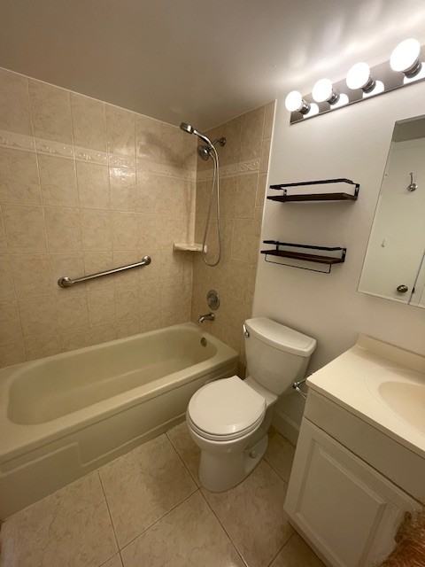 9 East New England Boulevard #9 - Photo 4 of 6