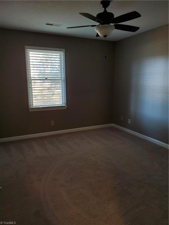 135 Columbine Dr #223 - Photo 7 of 10