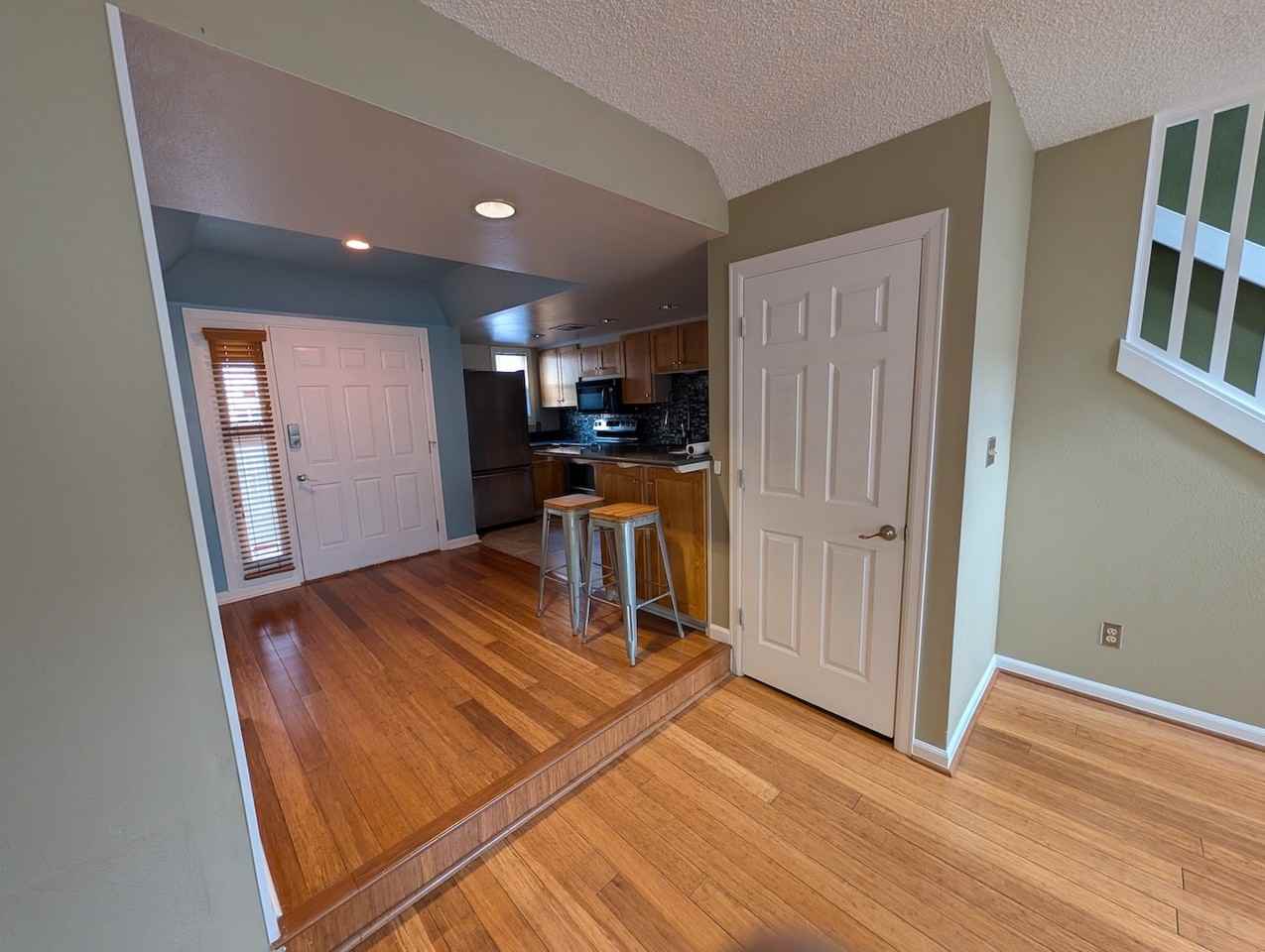 46 S Washington St #D - Photo 4 of 17