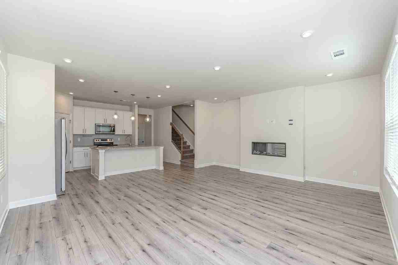 124 Fister Dr - Photo 4 of 36