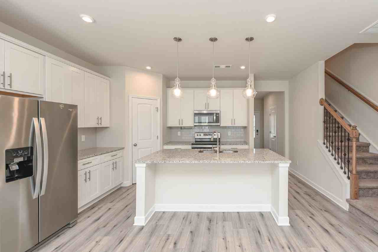 124 Fister Dr - Photo 6 of 36