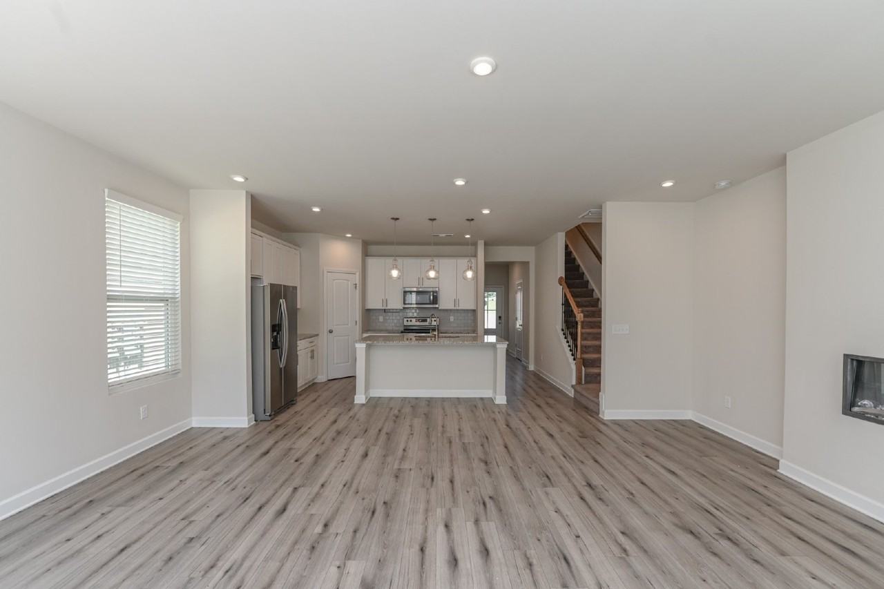 124 Fister Dr - Photo 7 of 36