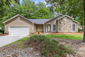 featured image of 439 Candlewood Dr