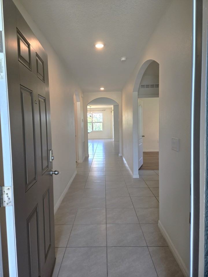 837 Cuyahoga Dr #NA - Photo 2 of 26