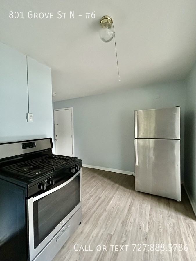 801 Grove Street North #6 - Photo 5 of 17