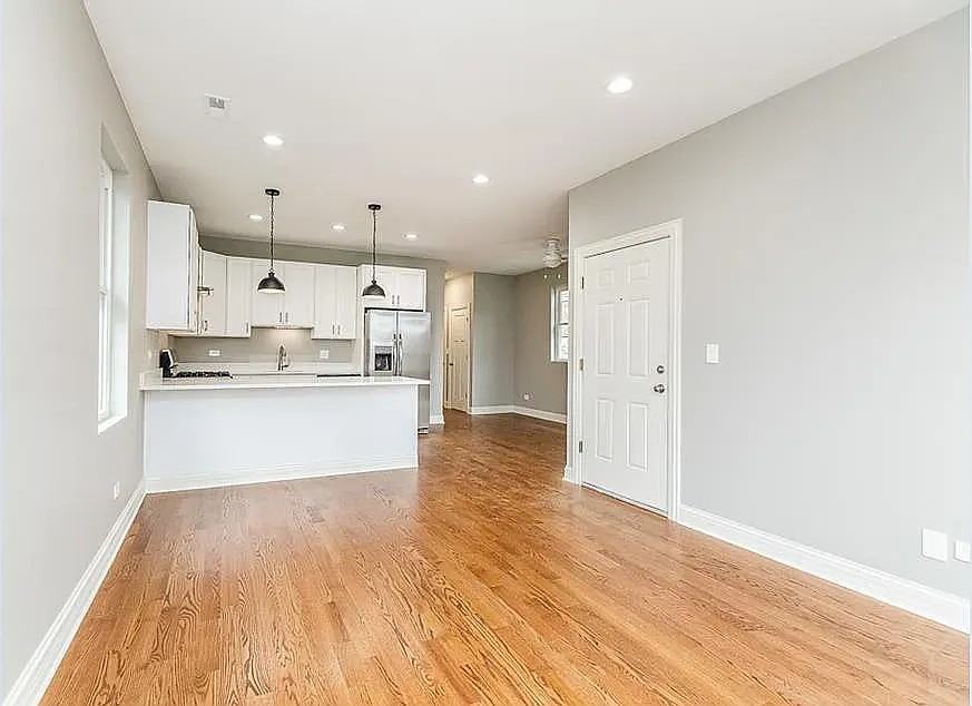 4741 S Michigan Ave, Chicago, IL - Photo 2 of 9