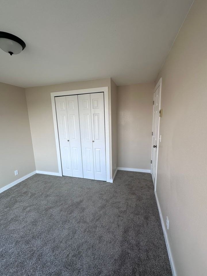 260 Shoshone - 260 Shoshone #B - Photo 6 of 10