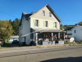 featured image of 465 Zeigler Ave