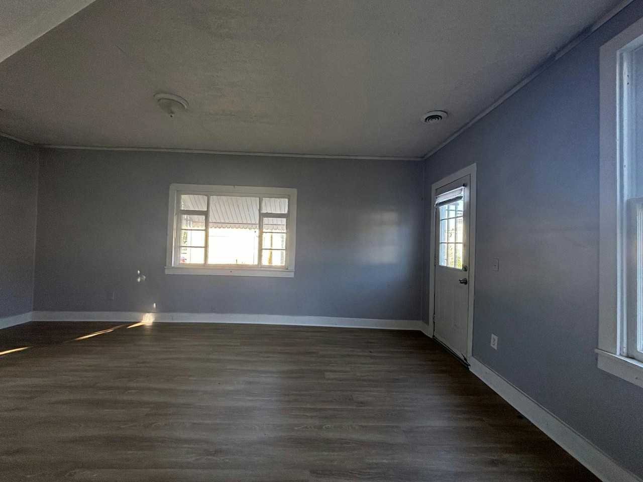 209 Staunton Street, Unit 209 - Photo 2 of 18