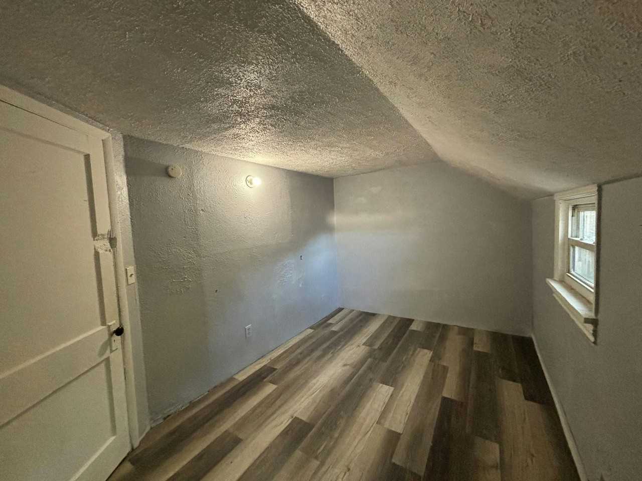 209 Staunton Street, Unit 209 - Photo 7 of 18