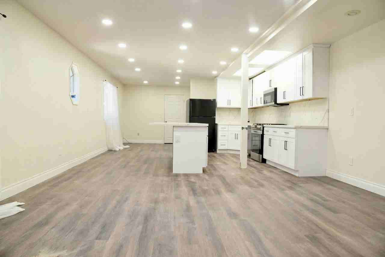 177 Dart Canyon Road , Unit Down Stairs - Photo 5 of 20