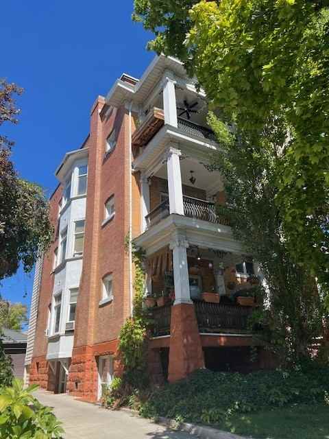 569 E. 300 S. - EPM - Photo 3 of 10