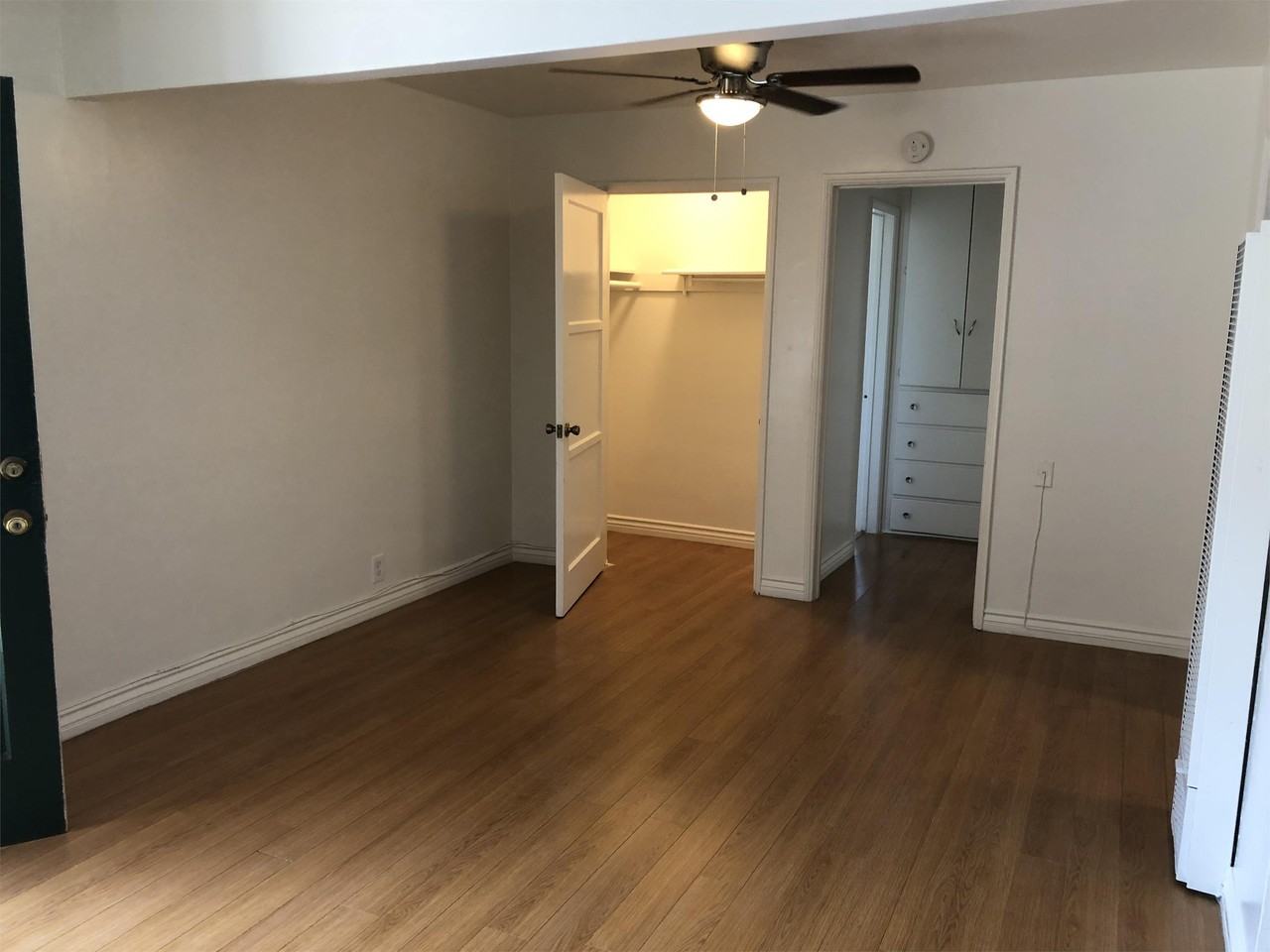 Villa Nova Pasadena - Photo 2 of 50