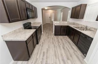 1005 Marquis Dr - Photo 1 of 1