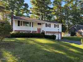 featured image of 21 Patricia Ln