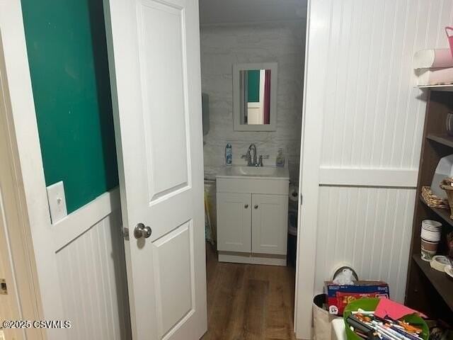 328 Mill St - Photo 4 of 4