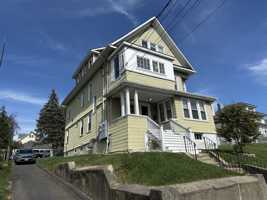 featured image of 556 Hawley Ave